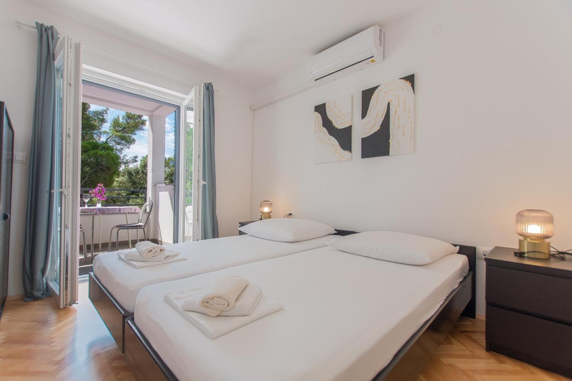 Spacious Family Apartment Casa Lili Krvavica Exterior photo